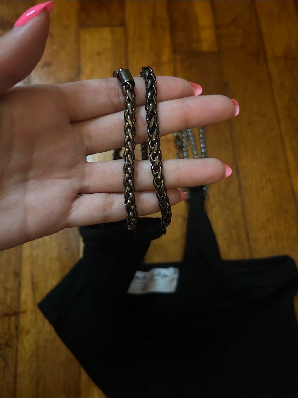 Black Ribbed Crop Tank Top - Picture 4 of 4
